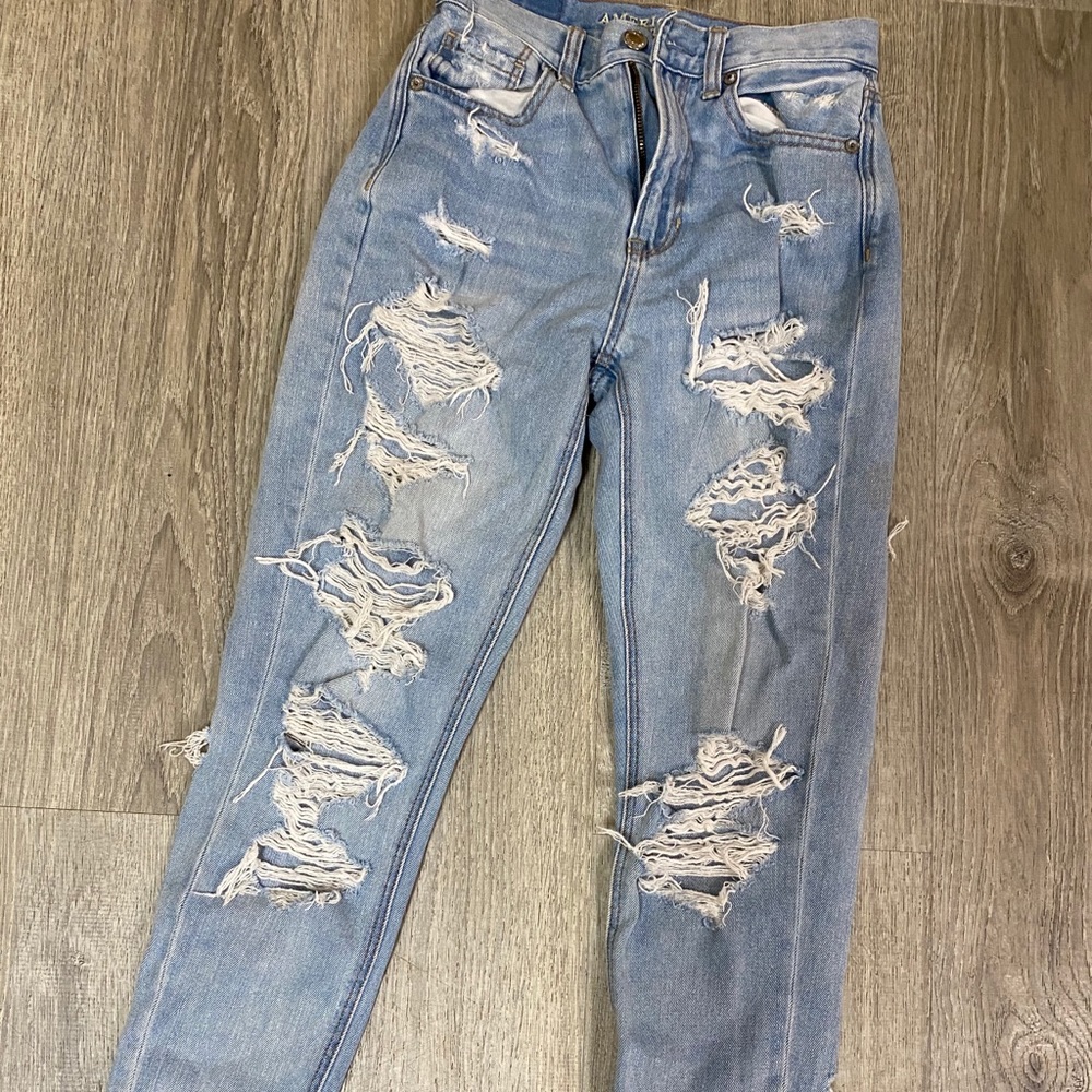 Ripped Jeans America Eagle